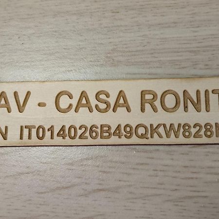 Вілла Casa Ronit Delebio Екстер'єр фото