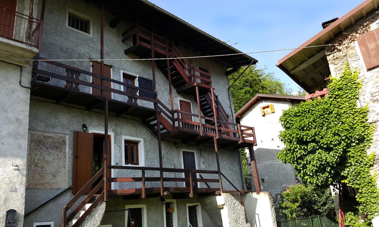 Вілла Casa Ronit Delebio Екстер'єр фото